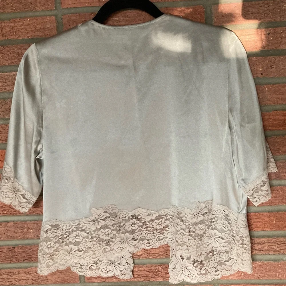Express Design Studio Silk Cardi - Picture 3 of 7